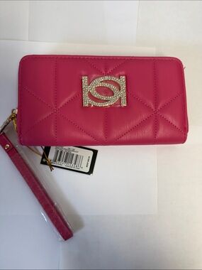 NWT Bebe Fuchsia Quilted Wristlet Wallet with Crystal Logo